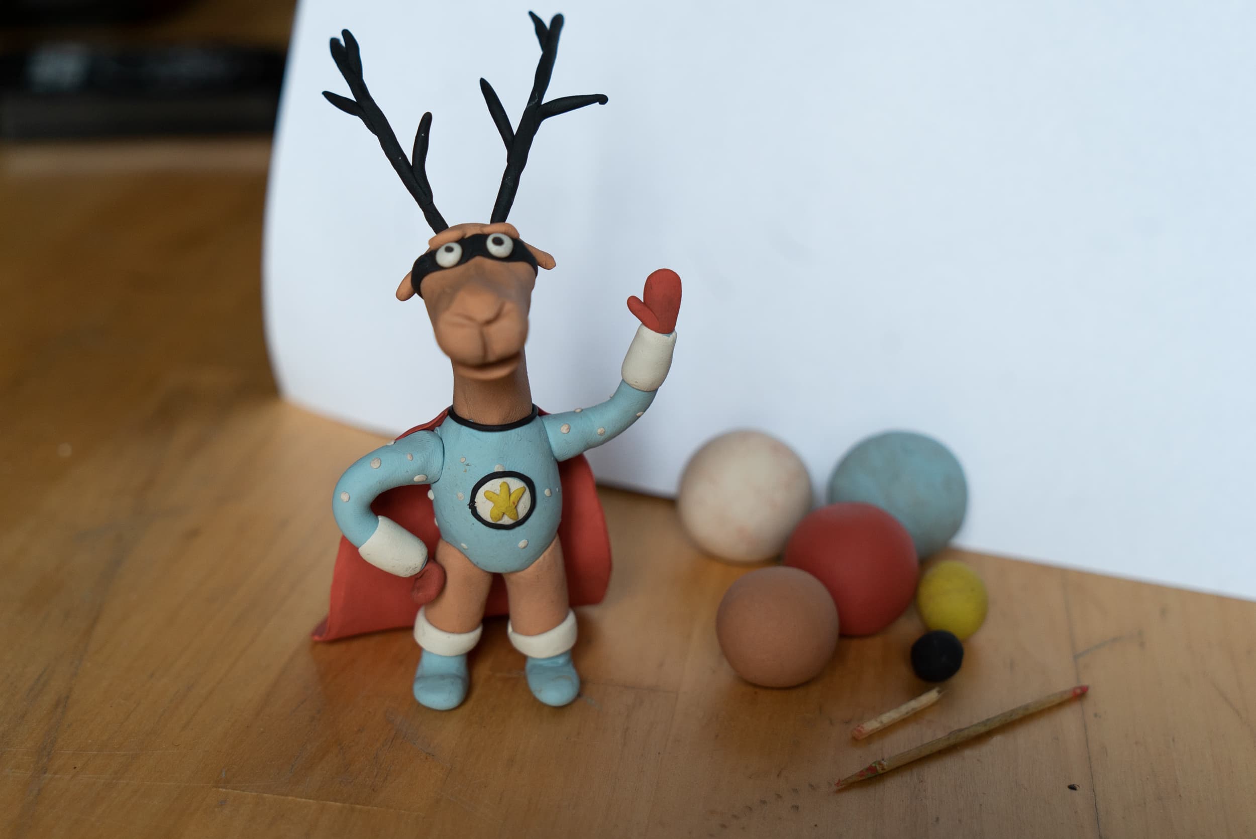 Vue d'atelier, détail pâte à modeler